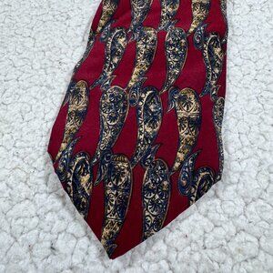 Metropolitan Museum of Art Mens Silk Neck Tie Burgundy Ornamental Design